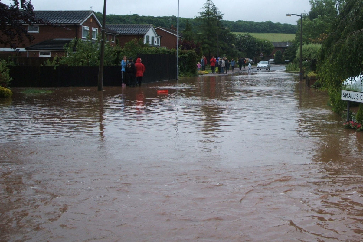 Flooded Street in Woodborough, Nottinghamshire in 2007