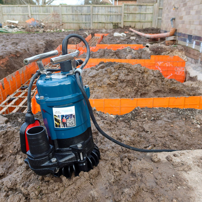 Submersible builders pump