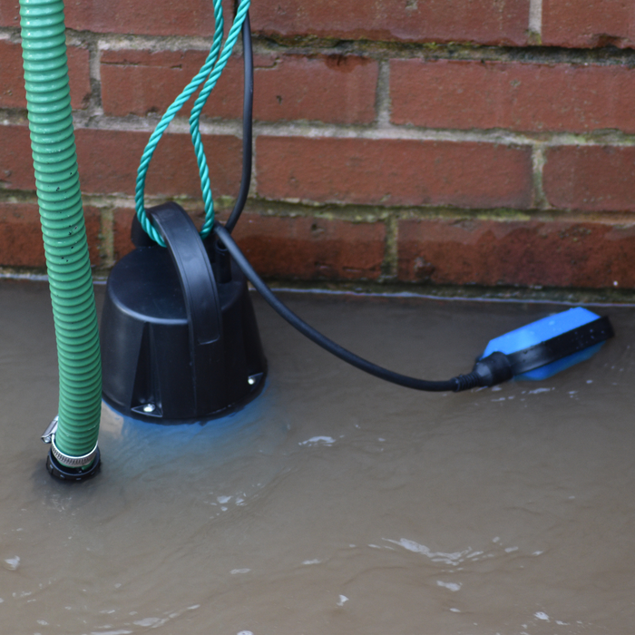 Small submersible water pump with float