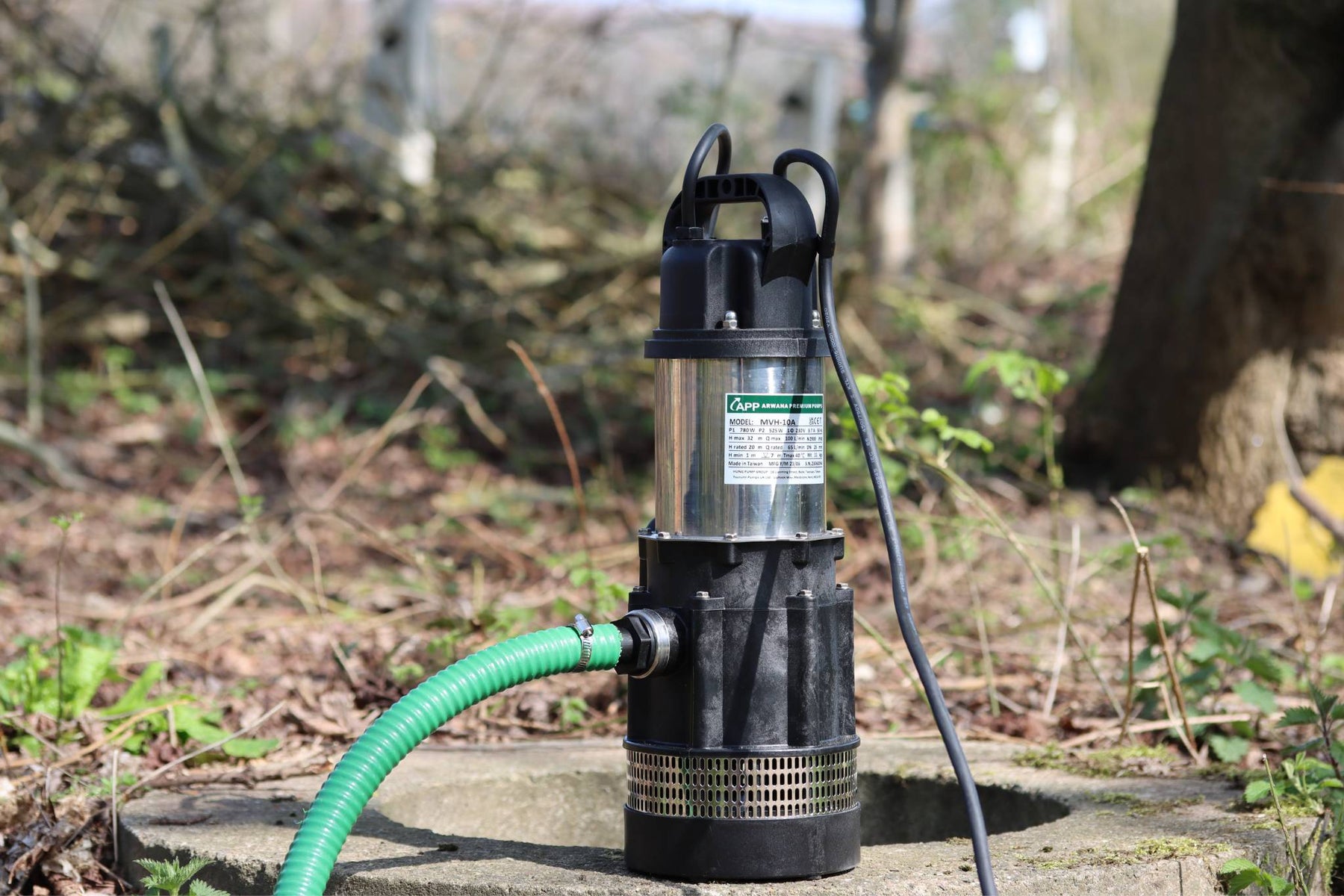 Water Pump with Hose connected